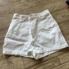 Do! FAMILYホワイト ショートパンツ 白 シンプルのサムネイル