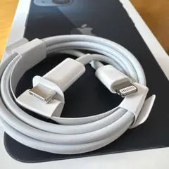 USB-C to Lightning 充電ケーブル 1m