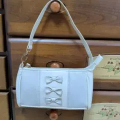 Item thumbnail for item ac415505-1cd3-44ee-b469-642392aa63f4