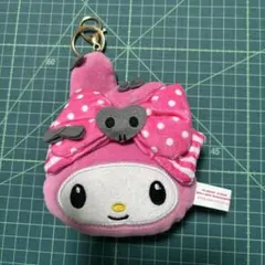 ピンクのキャラクターキーホルダー