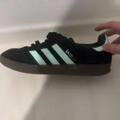 adidas GAZELLE インドア