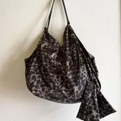 ZARA ザラ サテンエフェクト レオパード柄 トートバッグ 大容量のサムネイル