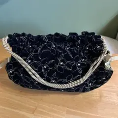 ブラック花柄刺繍 クラッチバッグ