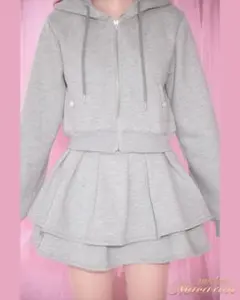 ミシェルマカロン　セットアップ　グレー　ミニスカート　スカートのみ　XSサイズ