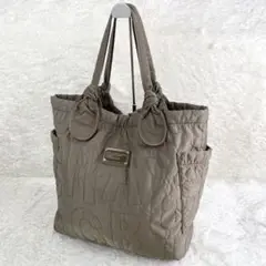 MARC BY MARC JACOBS キルティングトートバッグ　ナイロン　特大
