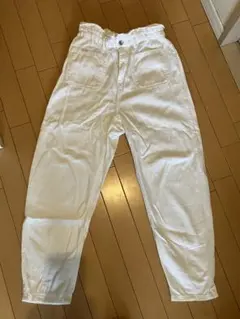 ZARA ホワイトパンツ EUR 36 / USA 4