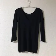 美品 SHENERY シーナリー ニット トップス シルク入り Vネックのサムネイル
