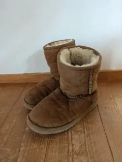 アグ UGG キッズ ムートンブーツ 19cm