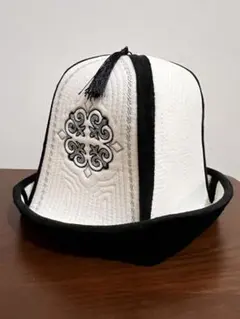 Item thumbnail for item d5f1caea-6ee6-49e9-8f19-7e352d1c688d