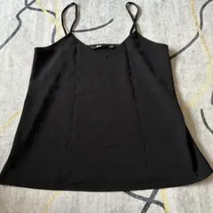 【最終値下げ】UNIQLO ブラック Vネック キャミソール Sサイズ