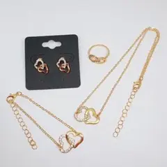 アクセサリー　セット　4点　ハート　ネックレス　ブレスレット　ピアス　指輪