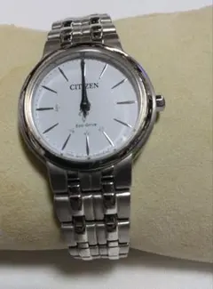 CITIZEN Eco-Drive 腕時計 シルバー