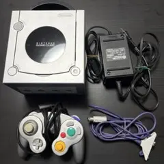 Nintendo ゲームキューブ本体 GBAケーブル付き