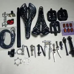 自転車用パーツセット VERTUサドル ペダル等のサムネイル