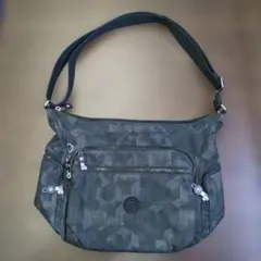 キプリング　幾何学模様ショルダーバッグ