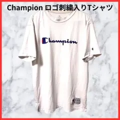 Champion ロゴ刺繍入りTシャツ（ホワイト／USAタグ付き）
