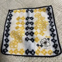 ANNA SUI 花柄タオルハンカチ