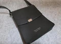 Typical Lifestyle ショルダーバッグ ブラック