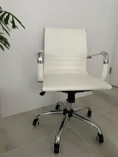 イームズ　アルミナムチェア　オフィスチェア　ホワイト　リプロダクト