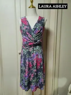LAURA ASHLEY ローラアシュレイ 花柄ワンピース