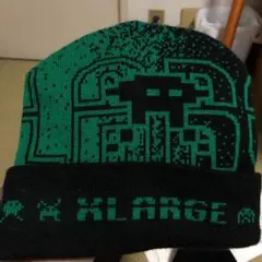ニット帽　黒　緑　美品　限定　ファミコンゲーム✖︎コラボ