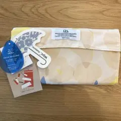 新品 Wpc. Patterns トラベル吊り下げポーチ イエロー　撥水のサムネイル