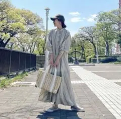 Item thumbnail for item 225be108-eb32-4952-940c-c2f54fb1935d