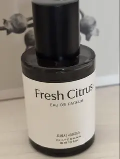 gibous original perfume oil - メルカリ