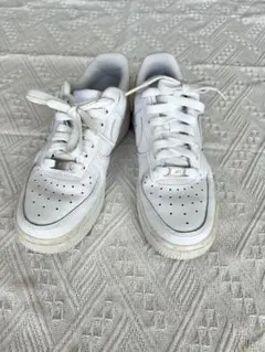 【即日配送】NIKE エアフォース1 白 23cm レディース