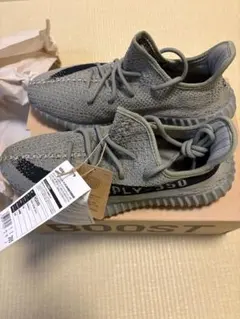 adidas Yeezy Boost 350 グレー/ブラック