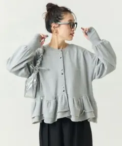 【新品タグ付き】FREAK'S STORE　2WAY 裾フリルプルオーバー