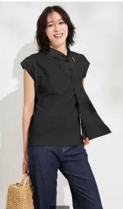 ボウタイデザイン・異素材トップス