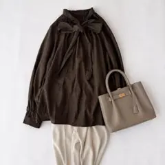 美品】ドローイングナンバーズ ラッフルフリルブラウス 長袖 