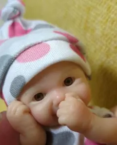 Item thumbnail for item ca7ad4a5-0b84-4d88-9346-29624b737439