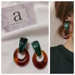 2155-3 モスグリーン☺︎大理石風ピアスとべっ甲☺︎