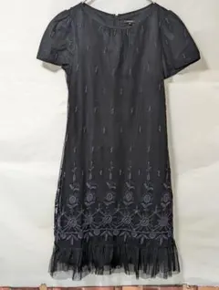TOCCA ワンピース ブラック 刺繍 フリル サイズ6のサムネイル