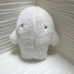 白い　イエティ　ぬいぐるみ