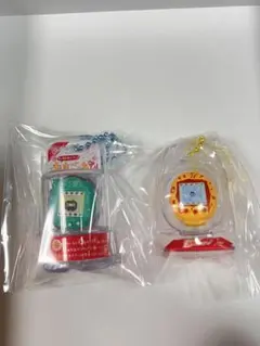 たまごっち　おかしなたまごボーロっち3　 　パッケージチャーム 2種