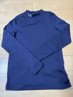 美品　アンダーアーマー長袖裏起毛YXL Mサイズ