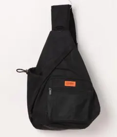 ユニバーサルオーバーオール ショルダーバッグ　通勤　通学　マザーズバック