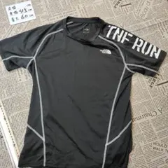 希少ザノースフェイス ランニング Tシャツ M 黒 紺 メッシュ TNF RUN