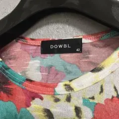 『長男の断捨離』 DOWBL 花柄 ニットカットソー サイズ 42 ★のサムネイル