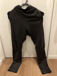 adidas 黒 ジャージパンツ