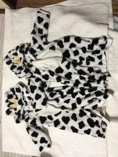 牛柄ロンパース