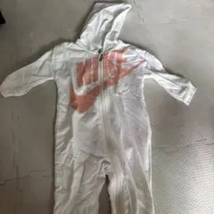 NIKE ベビー フード付きロンパース ホワイト ピンク　74cmのサムネイル