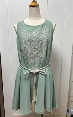 GW値下げラグナムーン　刺繍　ノースリーブワンピース