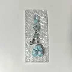 ハローキティ シークレットキーホルダー スリッパ 水色