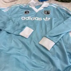 adidas 長袖　Tシャツ