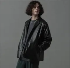 黒レザージャケット オーバーサイズ