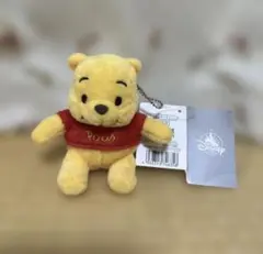 Disney Store くまのプーさん ぬいぐるみキーチェーンのサムネイル